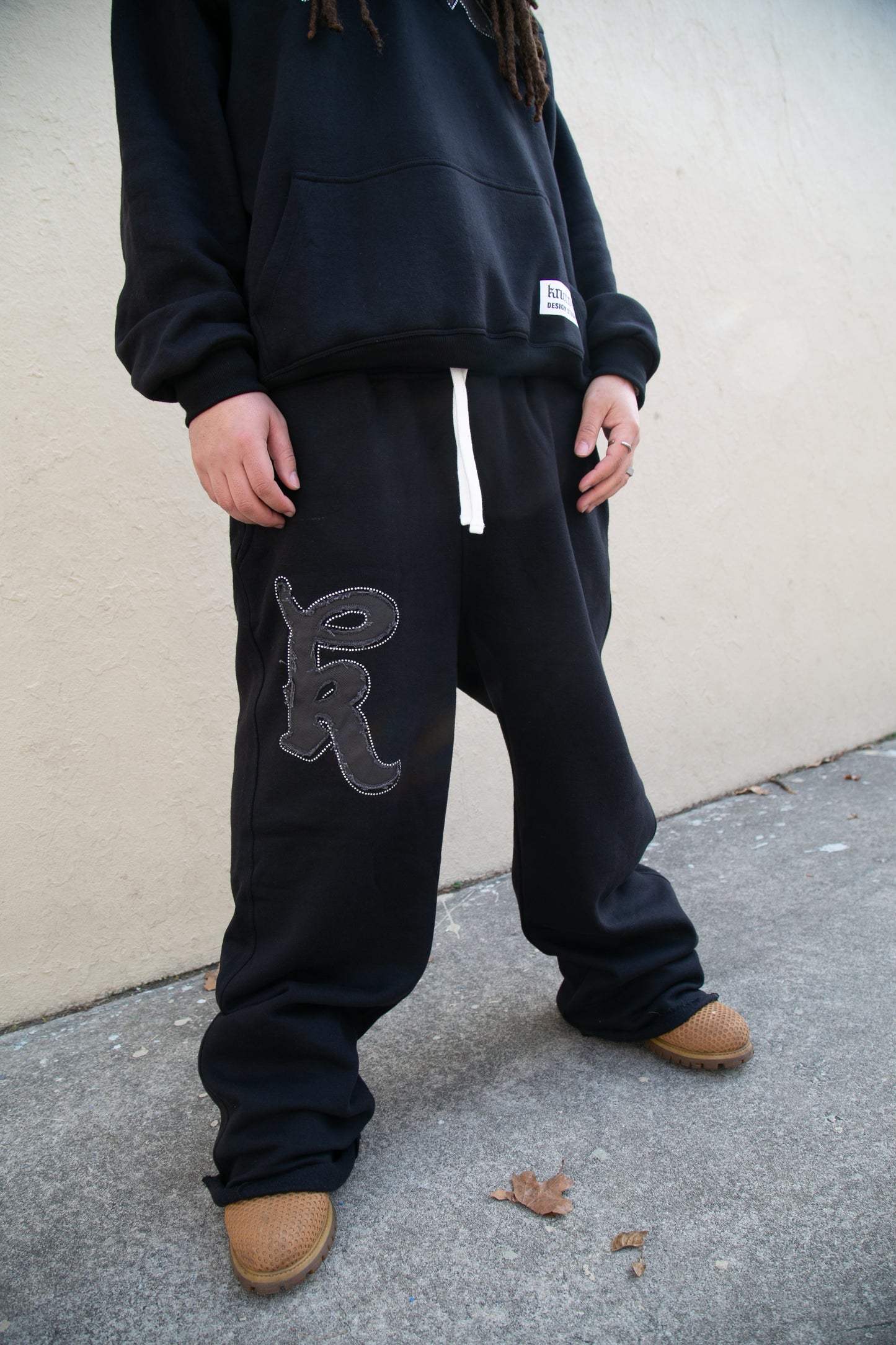 Black Crew love Hoodie